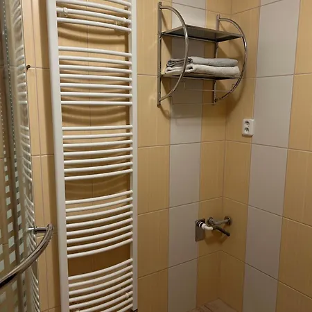 Nadka & Masaze Privatunterkunft *