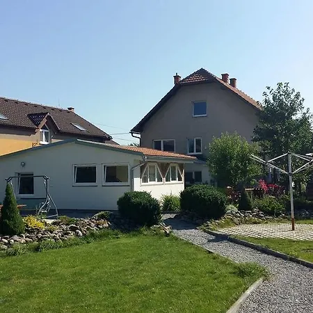 Privatunterkunft Nadka & Masaze